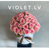 Flower Box ar rozā rozēm Ziedu kastītes