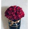 Flower Box ar sarkanām rozēm Ziedu kastītes