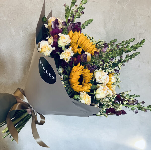 Florista ziedu pušķis Ziedu pušķi